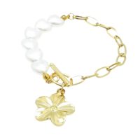 Armband mit Perlen, Blüte und Knebelverschluss gold aus Edelstahl Damen