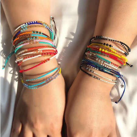 Bunte Armbänder Damen für den Sommer